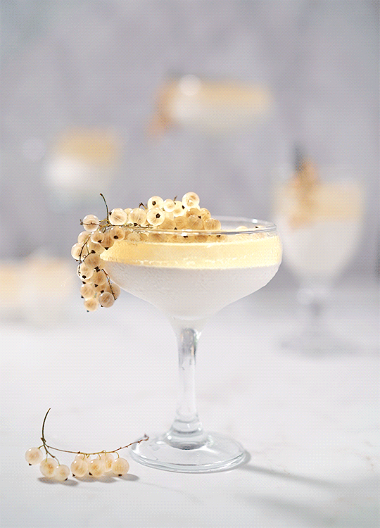 Blossoming Fizz; Bright and floral with a crisp finish, this refreshing drink lifts the spirits and instills a sense of adventure